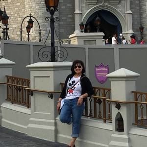 Meet your Posher, Vicky